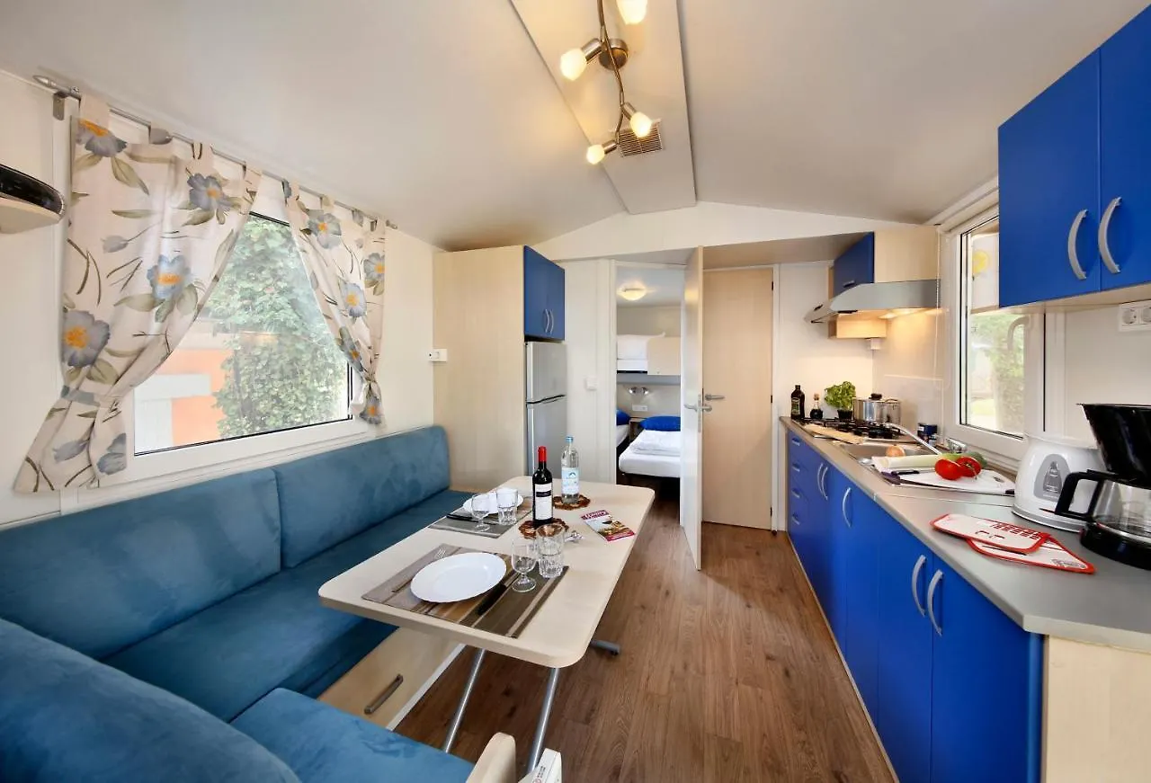 Campsite Albatross Mobile Homes On Camping Waikiki Lido di Jesolo