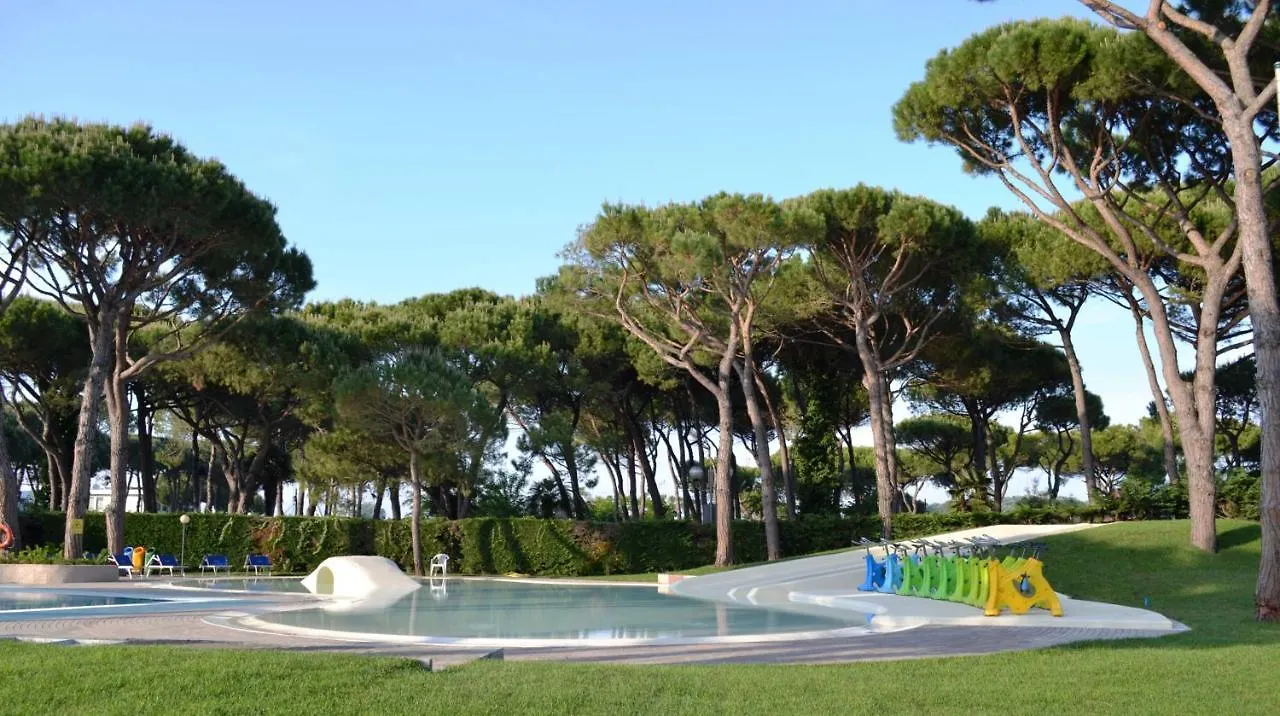 Campsite Albatross Mobile Homes On Camping Waikiki Lido di Jesolo Italy